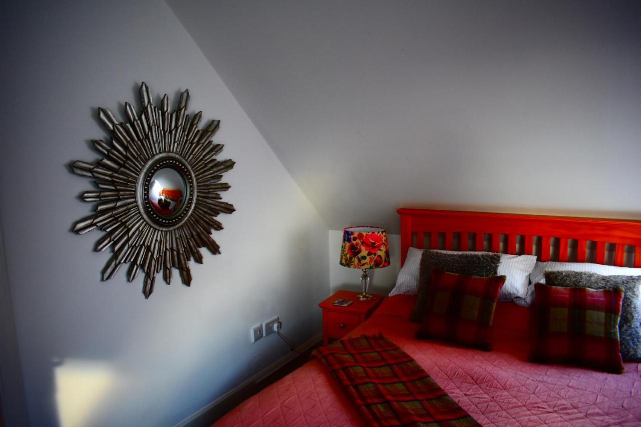 Clouds B&B Kilmuir  Екстериор снимка